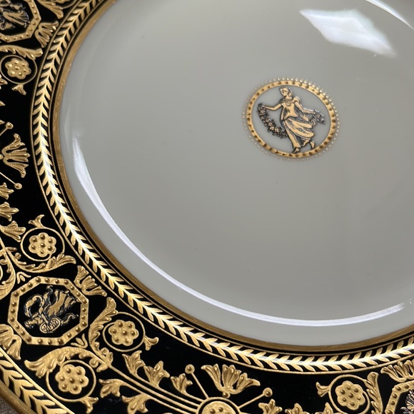 Wedgewood Astbury 8” Dessert Plate Bone China NWT plus original box - Picture 3 of 8